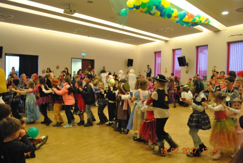 Datei:2017-02-11-Kinderkarneval-SH-13.jpg