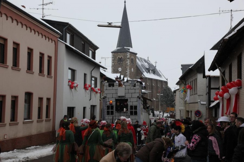 Datei:2010-02-14-Umzug Ringen-23.jpg