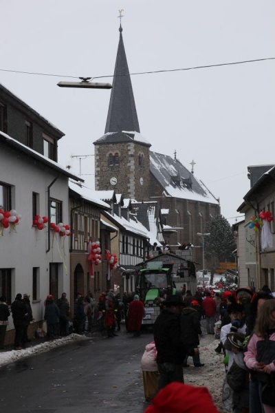 Datei:2010-02-14-Umzug Ringen-32.jpg