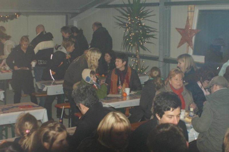 Datei:2009-12-13-Weihnachtsfeier Alte Burg-06.jpg