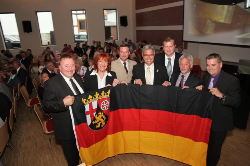 Datei:2011-06-17-Einweihung DGH-053.jpg