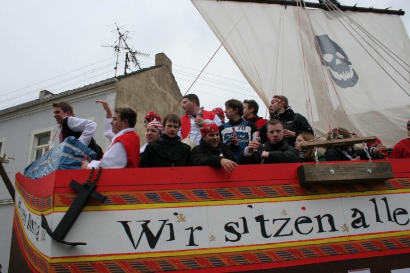 Datei:2006-02-26-Zug Ringen-(11703).jpg