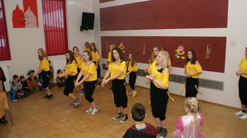 Datei:2012-02-04-Kinderkarneval-12.jpg