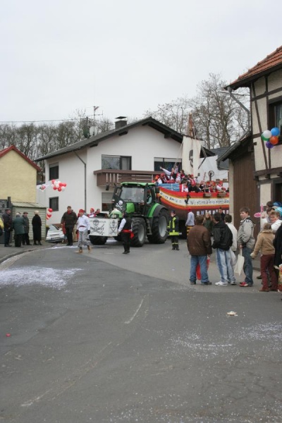 Datei:2006-02-26-Zug Ringen-(11687).jpg