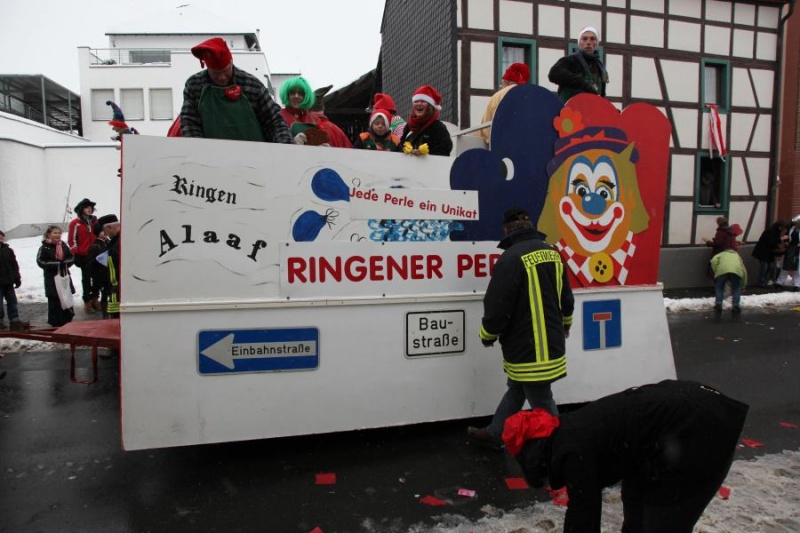 Datei:2010-02-14-Umzug Ringen-26.jpg