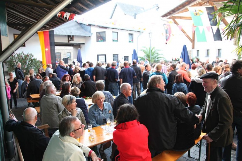 Datei:2011-06-18-900 Jahre Birresdorf-369.jpg