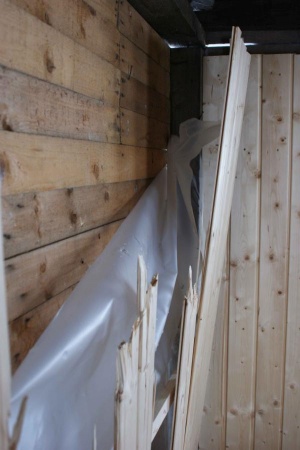 2010-03-06-Vandalismus Baumhaus-3.jpg