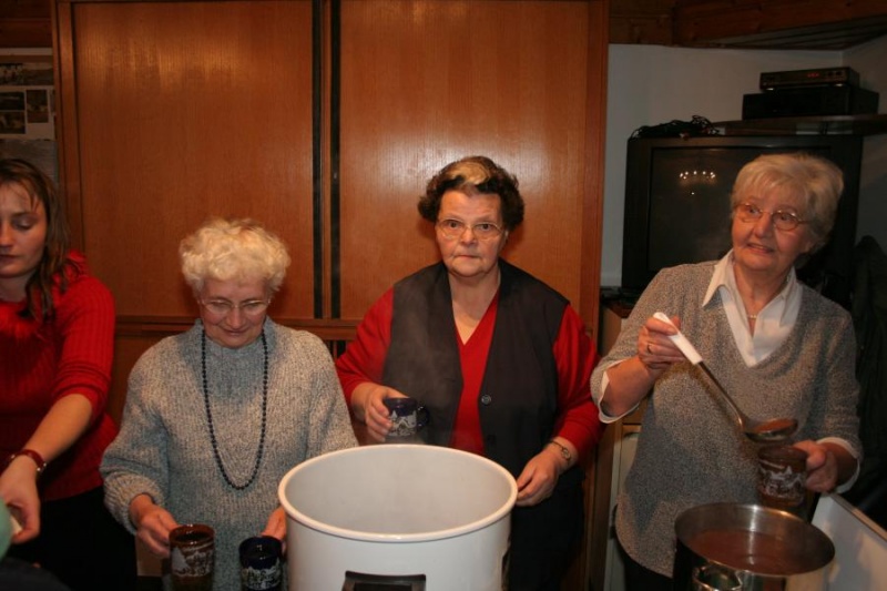 Datei:2006-12-11-Adventsingen Chor-03.jpg