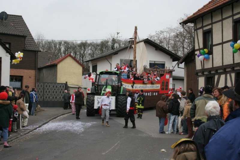 Datei:2006-02-26-Zug Ringen-(11690).jpg